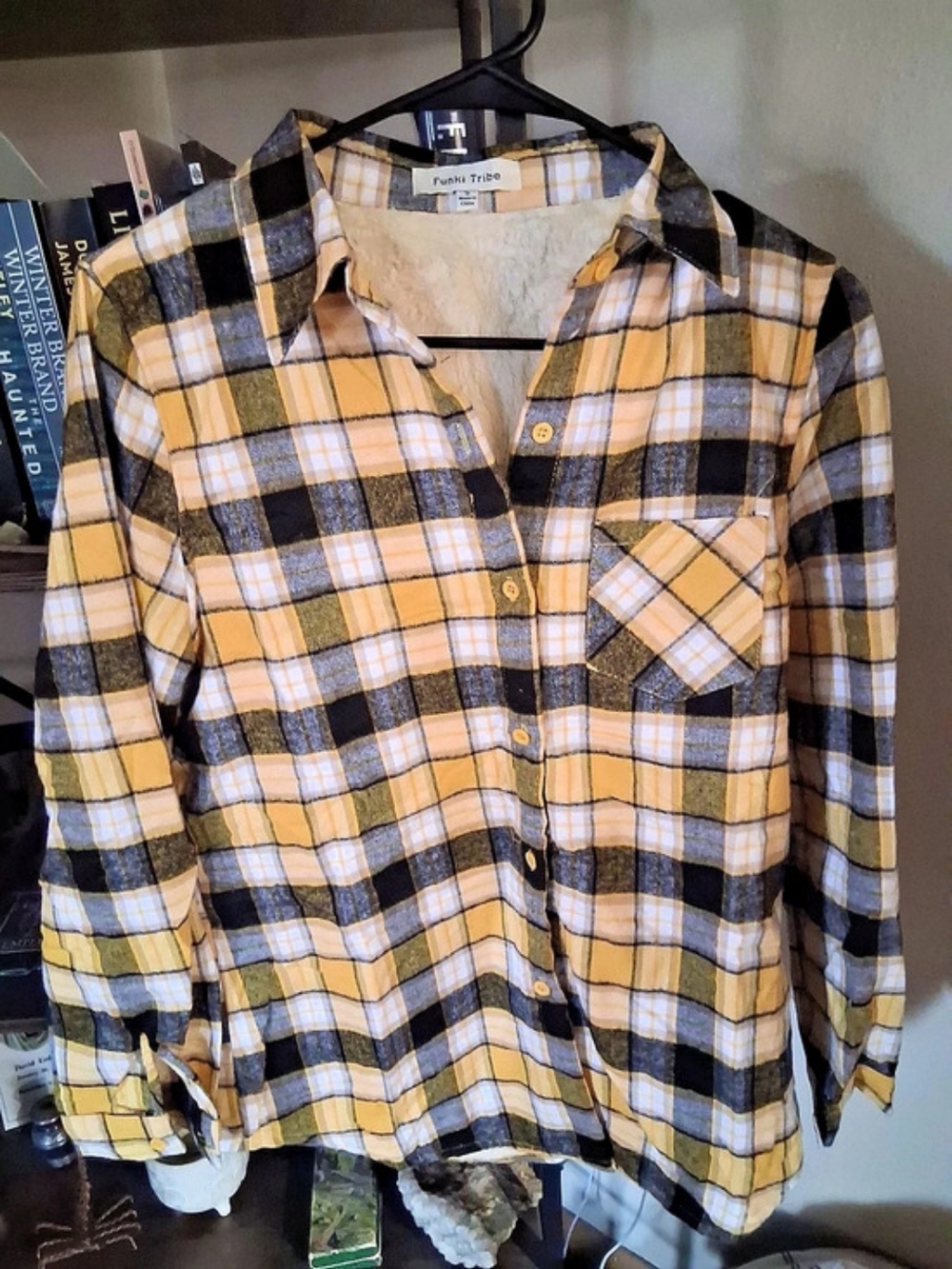Boutique Plaid Button Down Shirt in Yellow & Black New With Out Tags